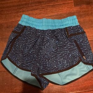 Lulu lemon running tracker shorts